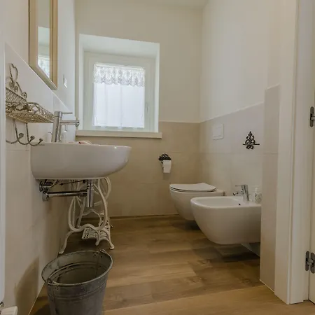 Il Cantuccio Sul Garda - Relais Di Charme Gasthof Cavaion Veronese