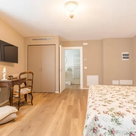Pensión Il Cantuccio Sul Garda - Relais Di Charme Cavaion Veronese