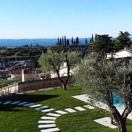 Il Cantuccio Sul Garda - Relais Di Charme Pensión 4*