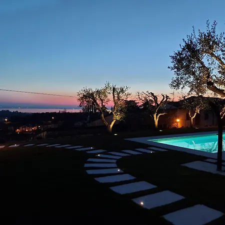 بيت ضيافة Il Cantuccio Sul Garda - Relais Di Charme