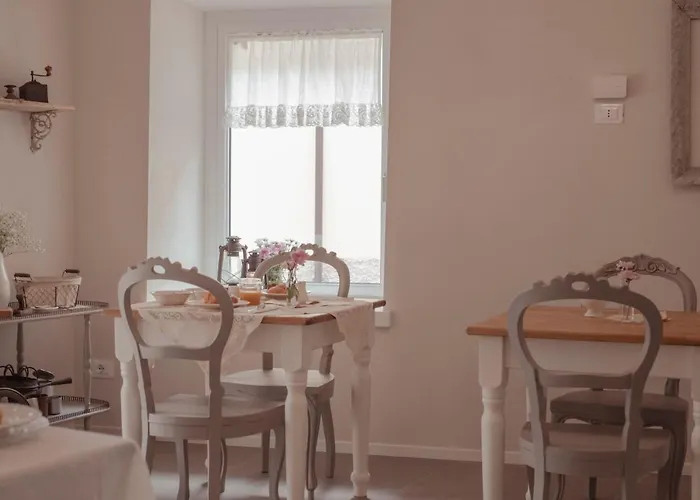 Il Cantuccio Sul Garda - Relais Di Charme بيت ضيافة 4*