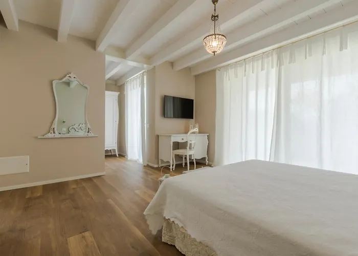 بيت ضيافة Il Cantuccio Sul Garda - Relais Di Charme كافايون فيرونيسي