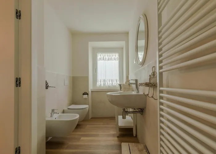 بيت ضيافة Il Cantuccio Sul Garda - Relais Di Charme