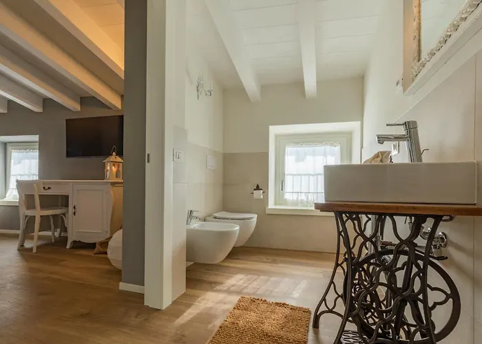 Il Cantuccio Sul Garda - Relais Di Charme بيت ضيافة كافايون فيرونيسي