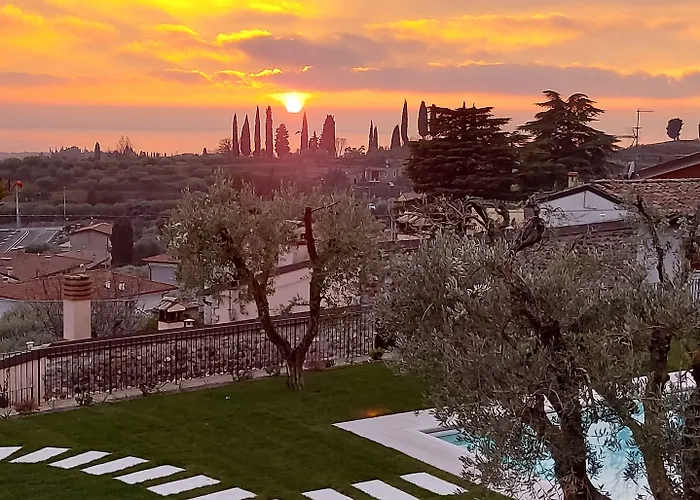 Il Cantuccio Sul Garda - Relais Di Charme بيت ضيافة