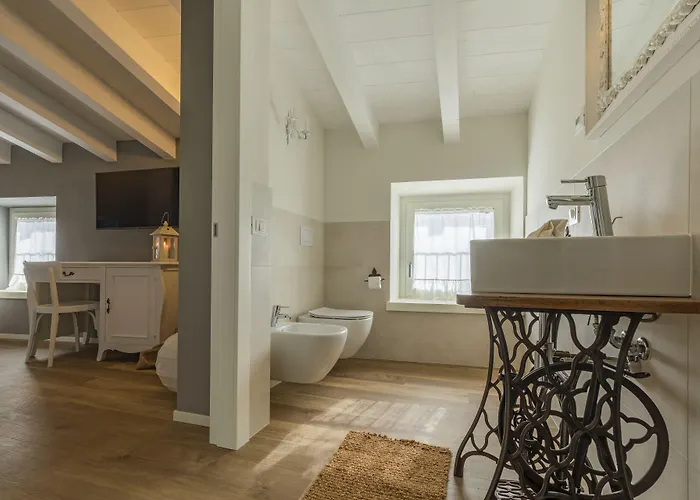 Il Cantuccio Sul Garda - Relais Di Charme بيت ضيافة 4*